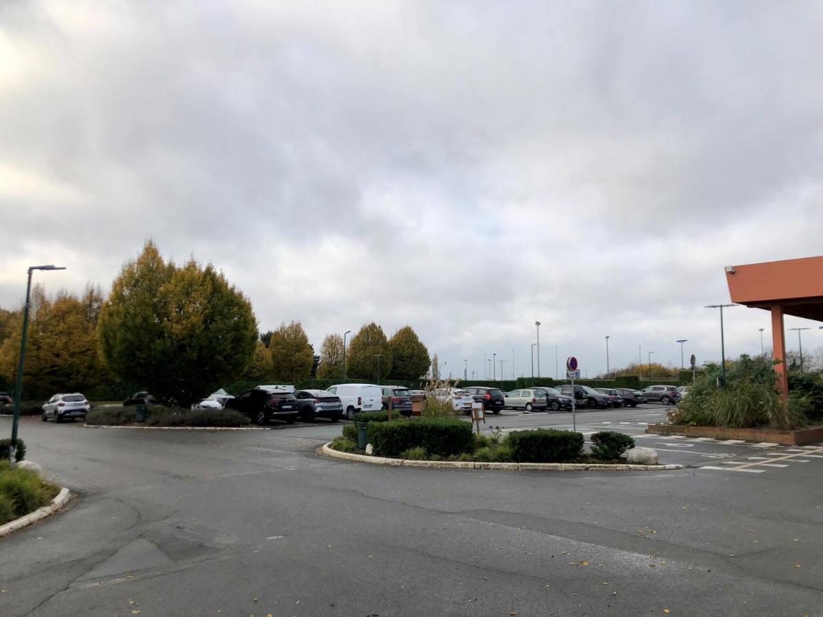 Hotel Mercure Lille Aeroport Екстер'єр фото