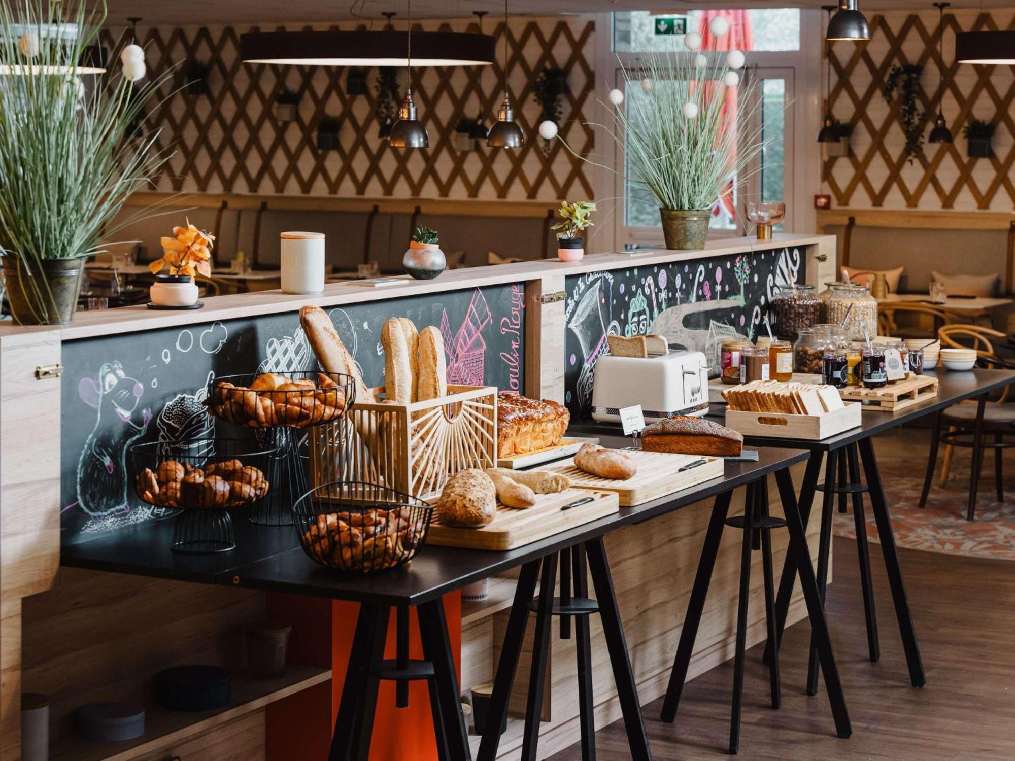 Hotel Mercure Lille Aeroport Екстер'єр фото