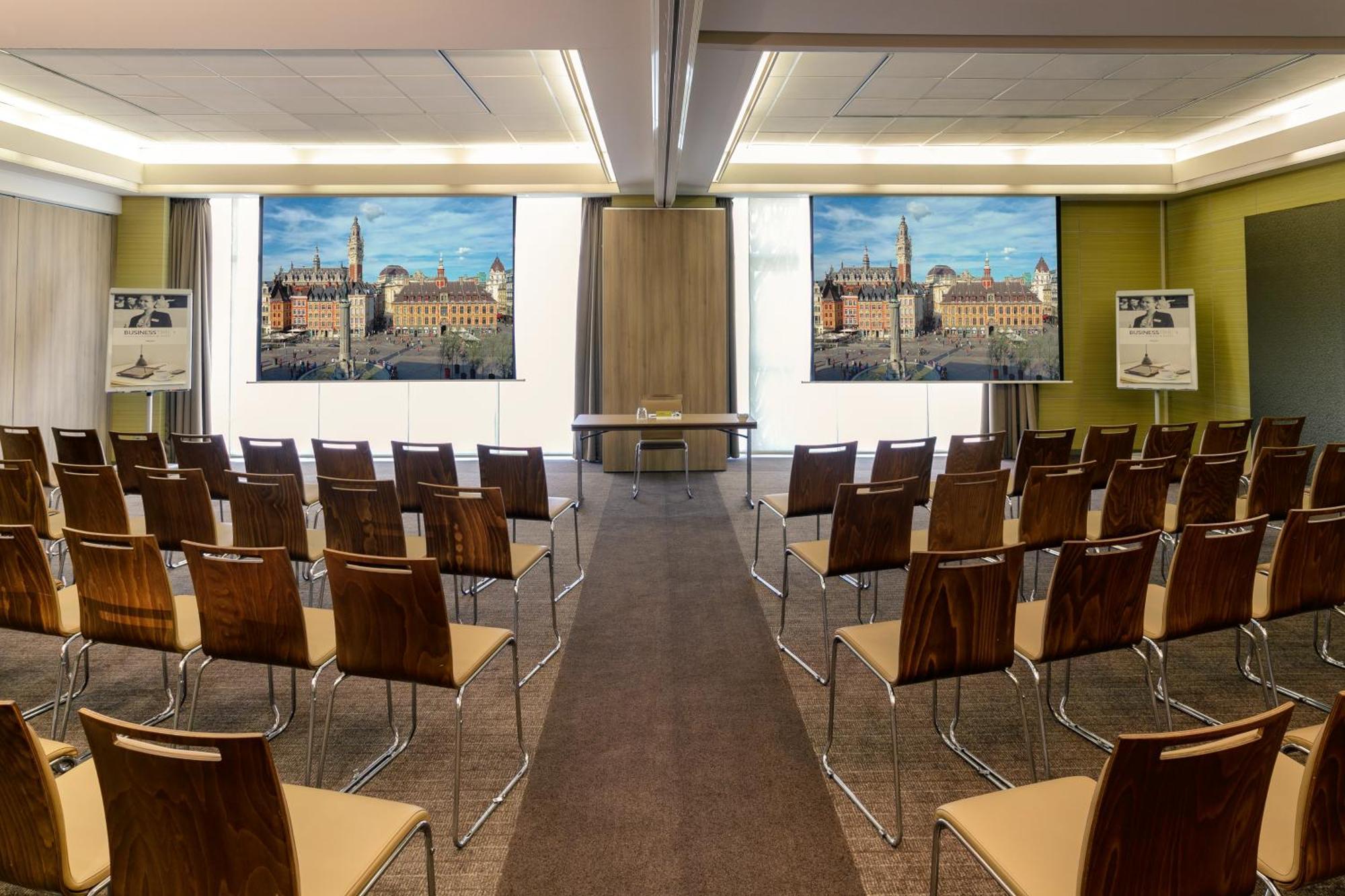 Hotel Mercure Lille Aeroport Екстер'єр фото