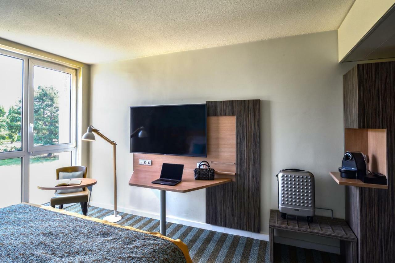 Hotel Mercure Lille Aeroport Екстер'єр фото